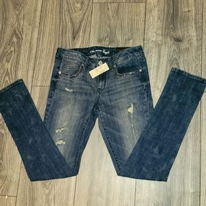 American Eagle Distressed Jeans